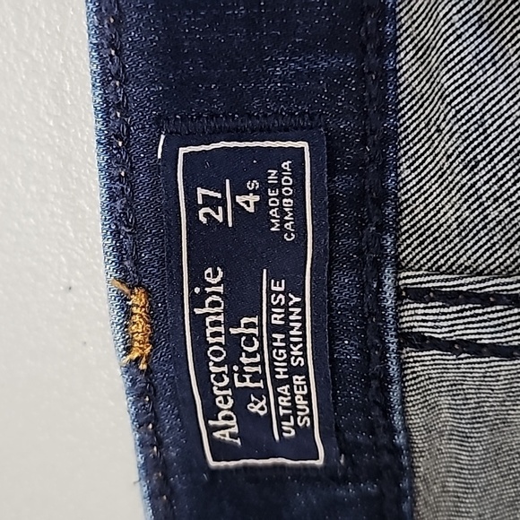 Abercrombie & Fitch dark wash 27x27 high rise skinny jeans - Picture 6 of 7